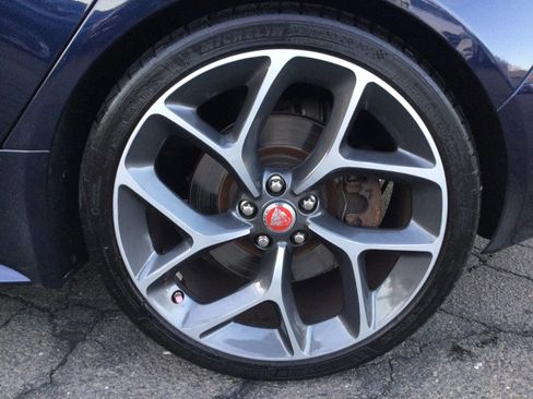 Used 2018 Jaguar XE R-Sport image 26