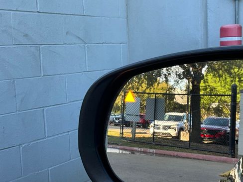 Used 2025 Jeep Compass Latitude image 19