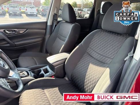 Used 2020 Nissan Rogue SV AWD/4WD image 16