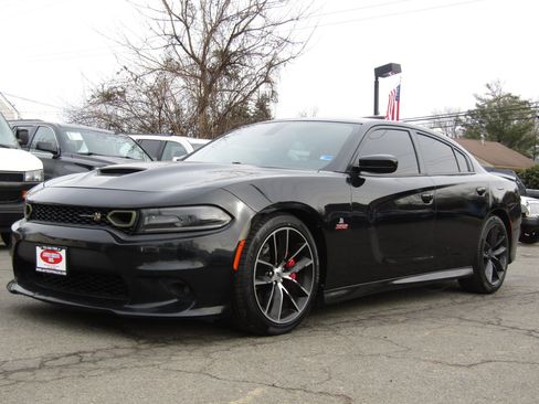 Used 2019 Dodge Charger Scat Pack image 7