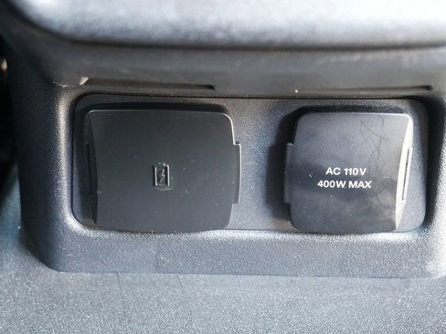 Used 2025 Ford Bronco Badlands AWD/4WD image 55