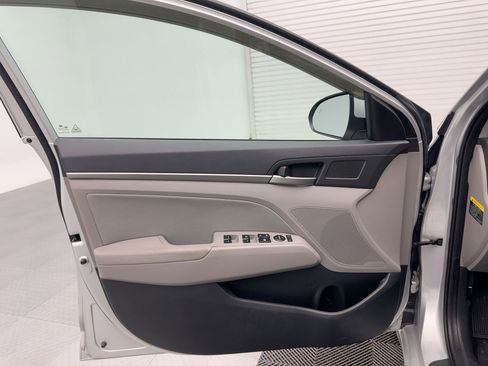 Used 2018 Hyundai Elantra Value Edition image 22