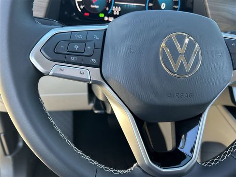 New 2026 Volkswagen Atlas SE image 19