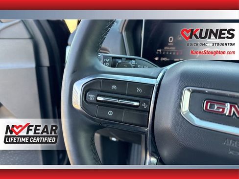 Used 2025 GMC Terrain Elevation image 25