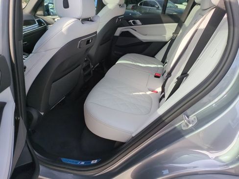 Certified 2026 BMW X5 xDrive40i w/ M Sport Package image 21