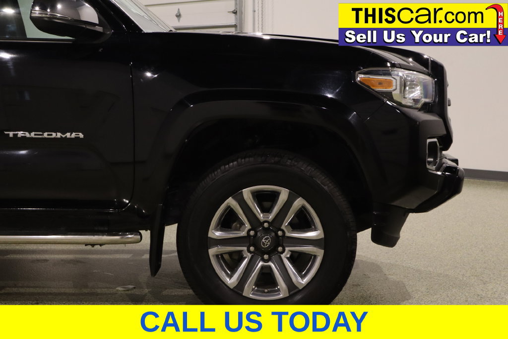 Used 2016 Toyota Tacoma Limited w/ Towing Package AWD/4WD image 13