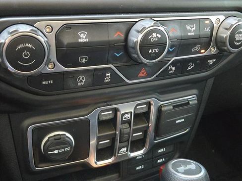 Used 2020 Jeep Wrangler Unlimited Sport S image 14