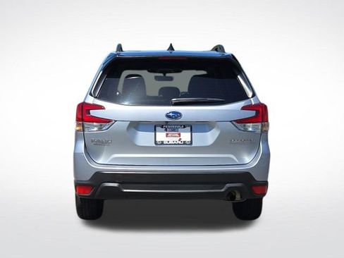 Used 2024 Subaru Forester Premium AWD/4WD image 7
