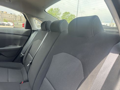 Used 2024 Kia Forte LXS FWD image 15
