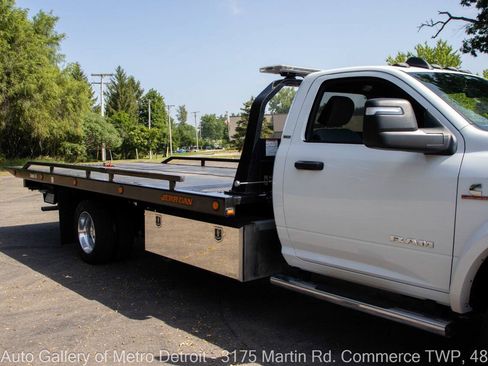 Used 2024 RAM 5500 4x4 Regular Cab image 22