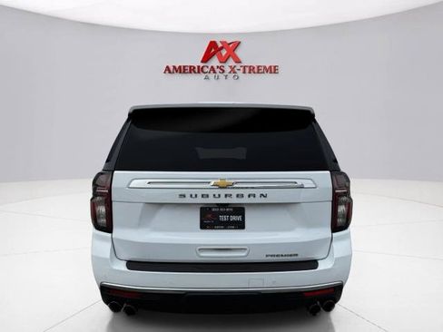Used 2021 Chevrolet Suburban Premier w/ Premium Package RWD image 5
