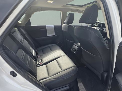 Used 2019 Lexus NX 300 FWD image 22