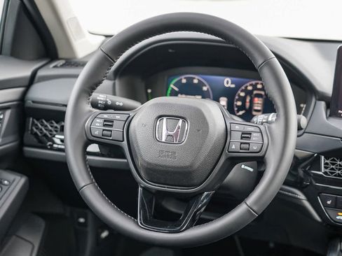 New 2025 Honda Accord EX-L image 17