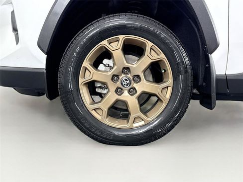 Certified 2023 Toyota RAV4 AWD Hybrid image 44