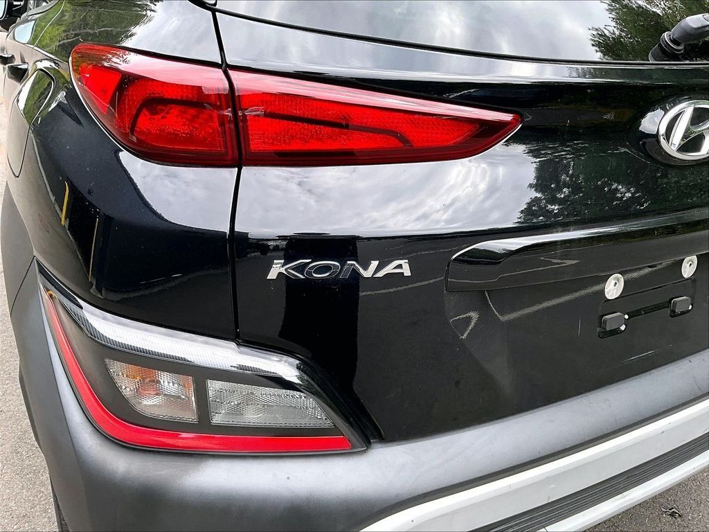 Used 2023 Hyundai Kona SEL w/ Cargo Package AWD/4WD image 26
