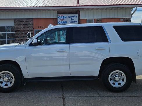 Used 2019 Chevrolet Tahoe 4WD w/ Suspension Package, Off-Road image 2