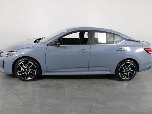 Certified 2024 Nissan Sentra SR FWD image 12