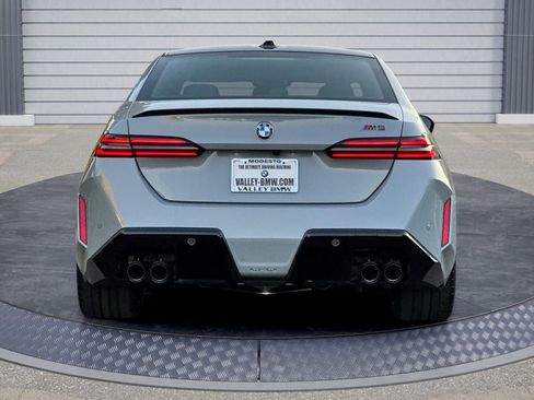 New 2026 BMW M5 image 5