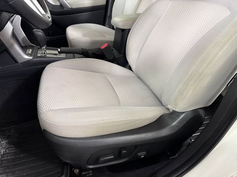 Used 2017 Subaru Forester 2.5i Premium w/ All-Weather Package AWD/4WD image 12