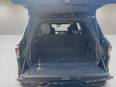 New 2026 Lincoln Navigator Black Label AWD/4WD image 7