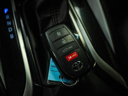 Used 2023 Toyota Corolla SE w/ Carpet Mat Package (TMS) FWD image 21