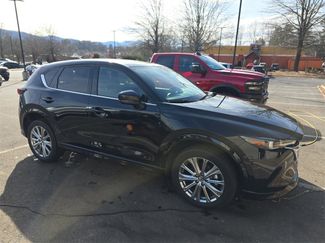 Used 2022 MAZDA CX-5 Signature video 1