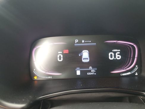 Used 2024 Kia Soul LX w/ Option Group 015 FWD image 16