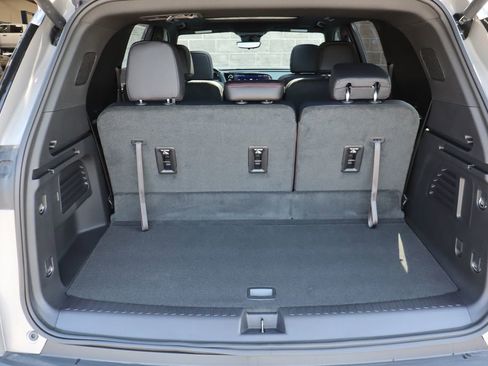 New 2026 Chevrolet Traverse Z71 w/ Enhanced Driving Package AWD/4WD image 40