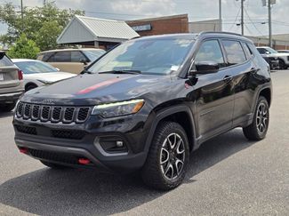 Used 2023 Jeep Renegade Trailhawk AWD/4WD video 2