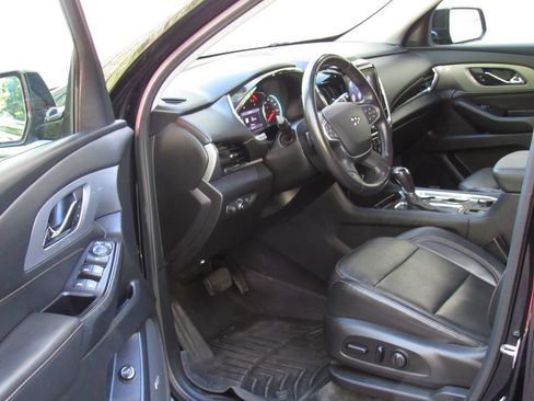 Used 2020 Chevrolet Traverse RS AWD/4WD image 10