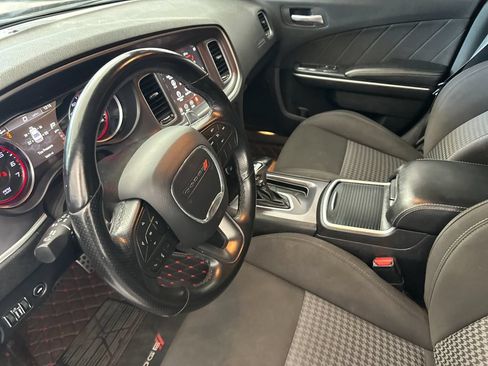 Used 2020 Dodge Charger GT RWD image 9