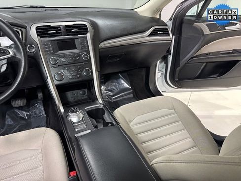 Used 2017 Ford Fusion S image 19