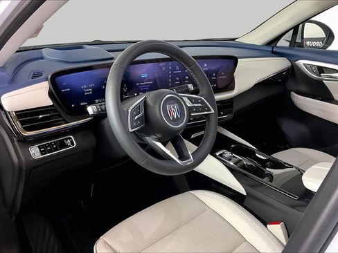 Used 2025 Buick Envision Avenir AWD/4WD image 17