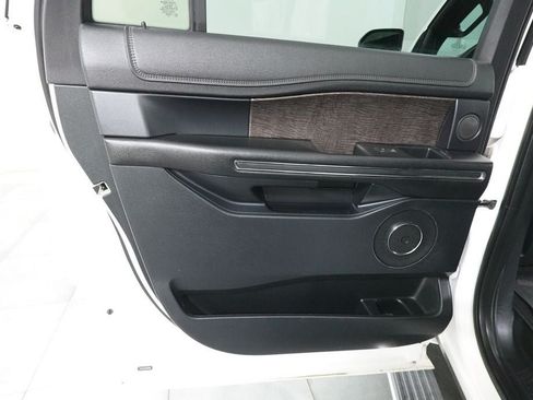 Used 2020 Ford Expedition Max Limited AWD/4WD image 30