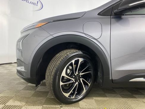 Used 2023 Chevrolet Bolt EUV Premier image 29