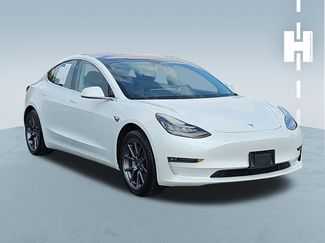 Used 2018 Tesla Model 3 Long Range RWD video 1