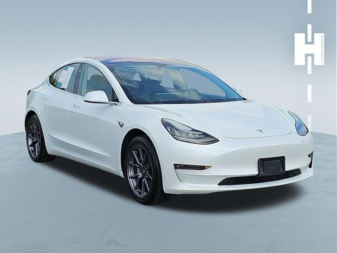 Used 2018 Tesla Model 3 Long Range RWD image 1