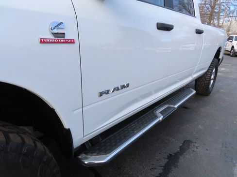 Used 2024 RAM 2500 Big Horn image 14