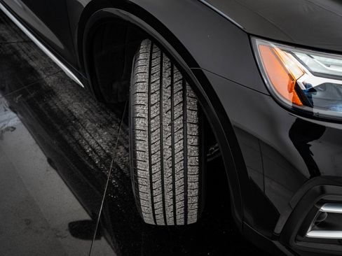 Used 2023 Audi Q5 2.0T Premium w/ Convenience Package image 50