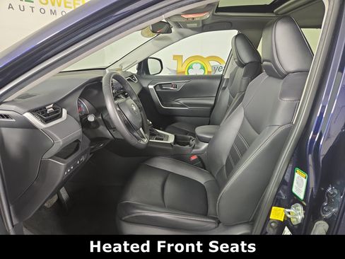 Used 2021 Toyota RAV4 XLE Premium AWD/4WD image 11