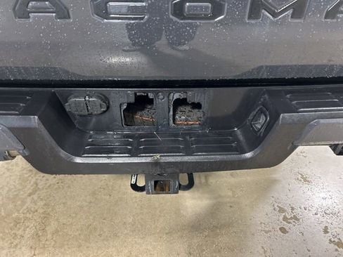 Used 2024 Toyota Tacoma TRD Sport RWD image 9