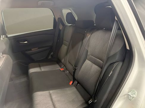 Used 2024 Nissan Rogue SV FWD image 20