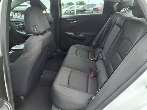 Used 2023 Chevrolet Malibu LT image 14