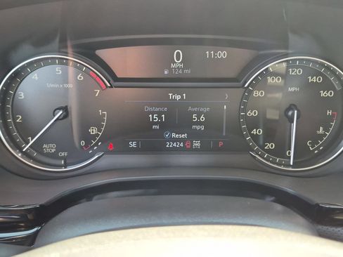 Certified 2024 Cadillac XT6 Luxury AWD/4WD image 10
