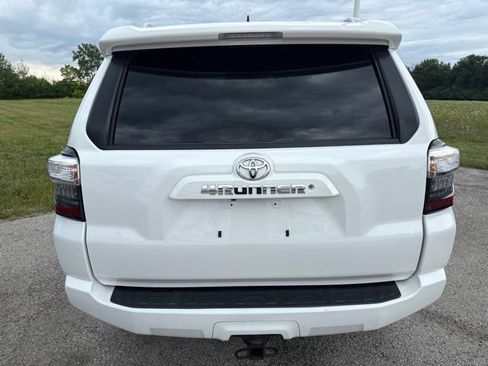 Used 2018 Toyota 4Runner SR5 Premium AWD/4WD image 5