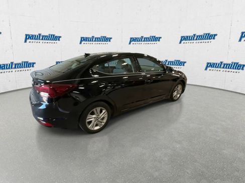 Used 2020 Hyundai Elantra SEL w/ Cargo Package (C1) FWD image 11