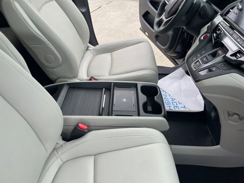 Certified 2026 Honda Odyssey EX-L image 29