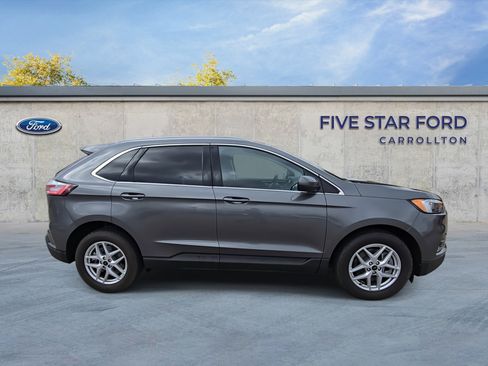 Used 2023 Ford Edge SEL w/ Convenience Package image 9