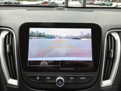 Used 2024 Chevrolet Malibu LT image 12