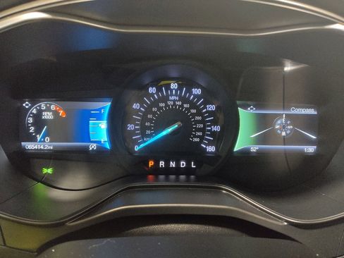 Used 2020 Ford Fusion SE image 23